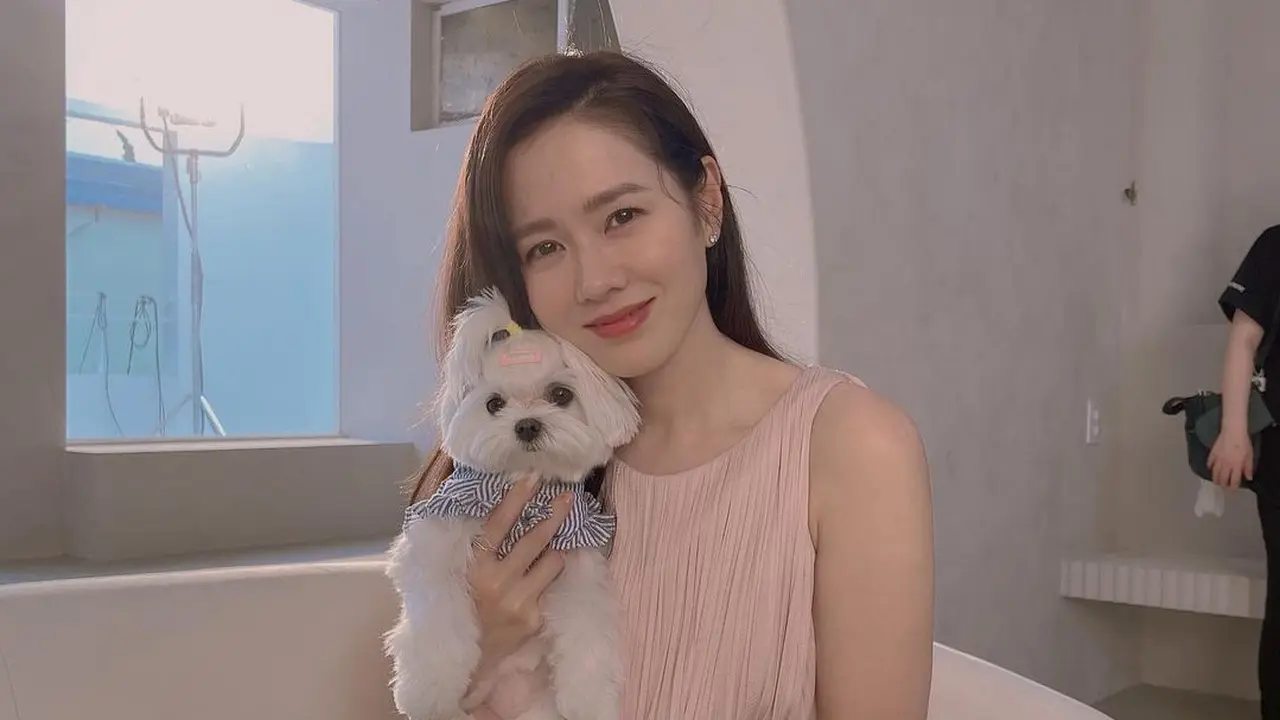 Son Ye Jin. (Instagram/ yejinhand)
