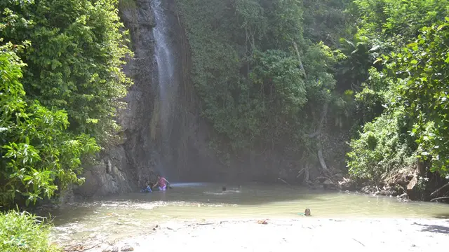Pantai Sipelot, Pantai di Malang yang Layak Dikunjungi
