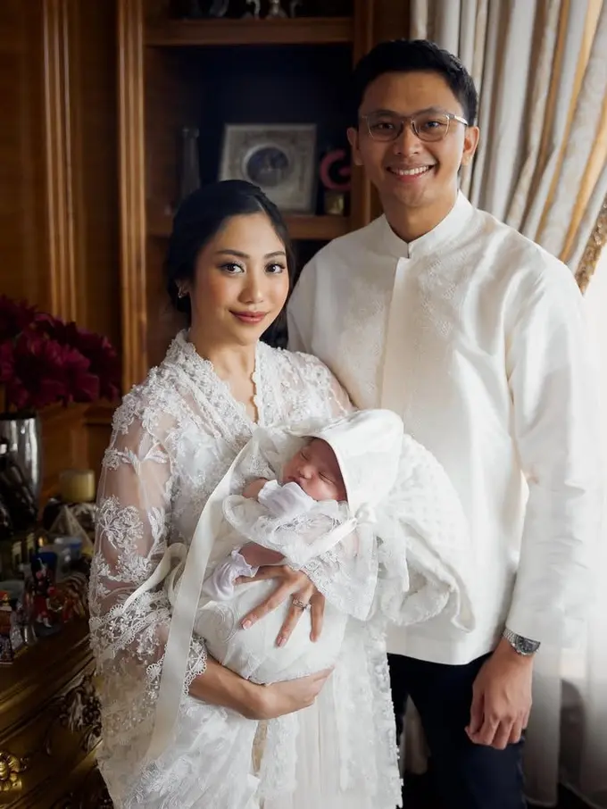 Winona Willy Adik Nikita Willy saat Aqiqah Putri Kedua