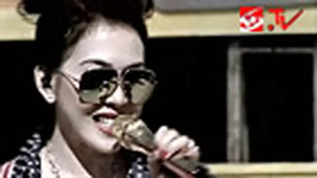Syahrini - Aku Tak Biasa
