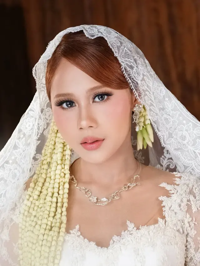 Sah! Nadin Amizah dan Faishal Tanjung Resmi Menikah, Kenakan Busana Pengantin Sulaman dan Kain Songket