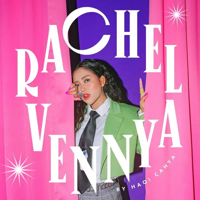 Gaya Pemotretan Rachel Vennya Dengan Tema Colorful. (Sumber: Instagram/haqeeu)