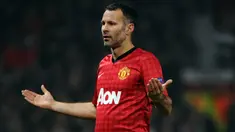 Persaingan yang ketat di Liga Inggris tentunya membutuhkan kondisi fisik yang prima bagi tiap pemain yang berlaga di dalamnya. Tak terkecuali untuk urusan mencetak gol. Hebatnya, 5 pemain dengan fisik yang termakan usia berikut masih mampu mencetak gol. (AFP/Pierre-Philippe Marcou)