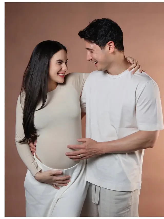 6 Potret Steffi Zamora Umumkan Hamil Anak Nino Fernandez, Unggah Foto Maternity