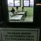 Senin (14/4/2014), 1.644.713 siswa sekolah menengah atas dan kejuruan serta peserta program paket C mengikuti ujian nasional yang digelar serentak di seluruh Indonesia hingga 16 April mendatang. (Liputan6.com/Johan Tallo)