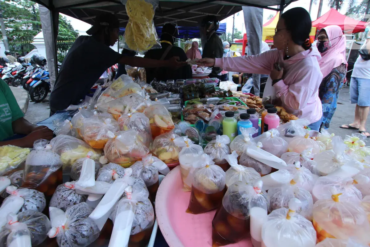 Mencari Menu Berbuka Puasa di Pasar Lama Tangerang