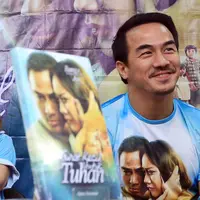 Film Surat Kecil Untuk Tuhan yang  dinantikan oleh masyarakat selama ini akhirnya dapat disaksikan di layar bioskop Tanah Air. Rilis pada 23 Juni 2017 lalu, film SKUT ini juga menjadi teman berlibur di hari lebaran. (Deki Prayoga/Bintang.com)