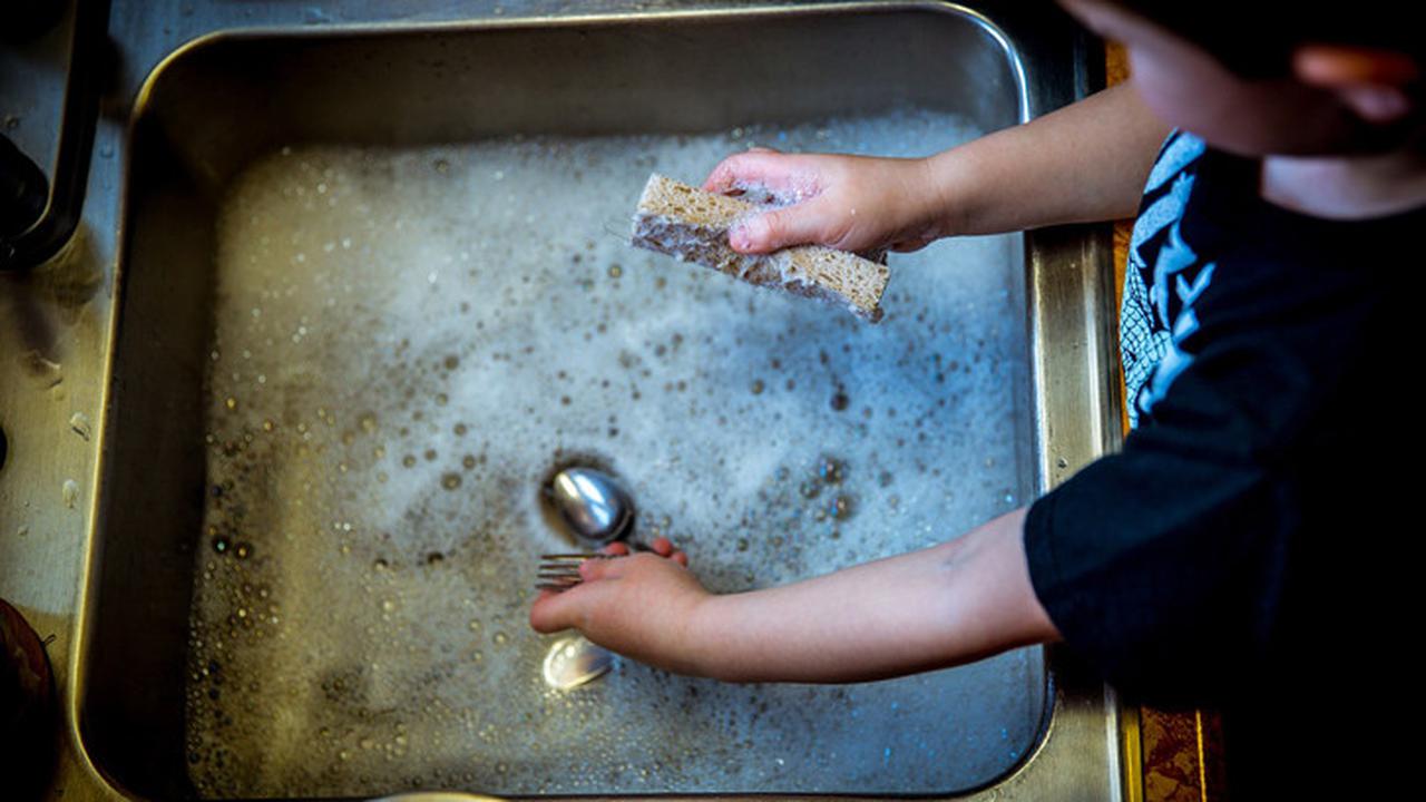 20161223-Mengajarkan tanggungjawab pada anak