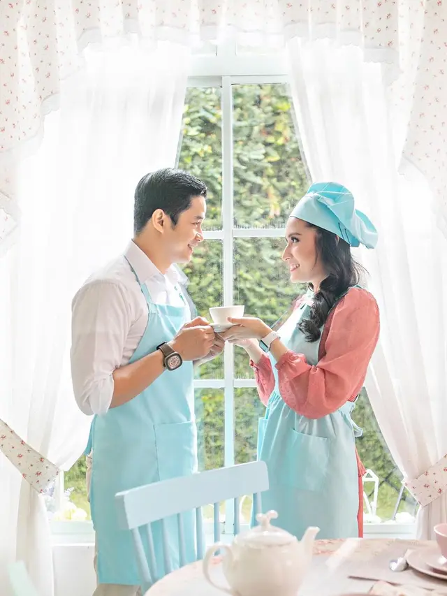 [Fimela] Adly Fairuz dan Angbeen Rishi