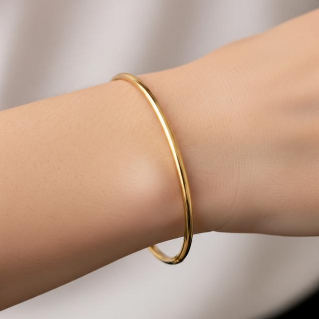 Rekomendasi Gelang Emas Tipis tapi Kuat