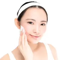 Ilustrasi cleansing oil/copyright shutterstock