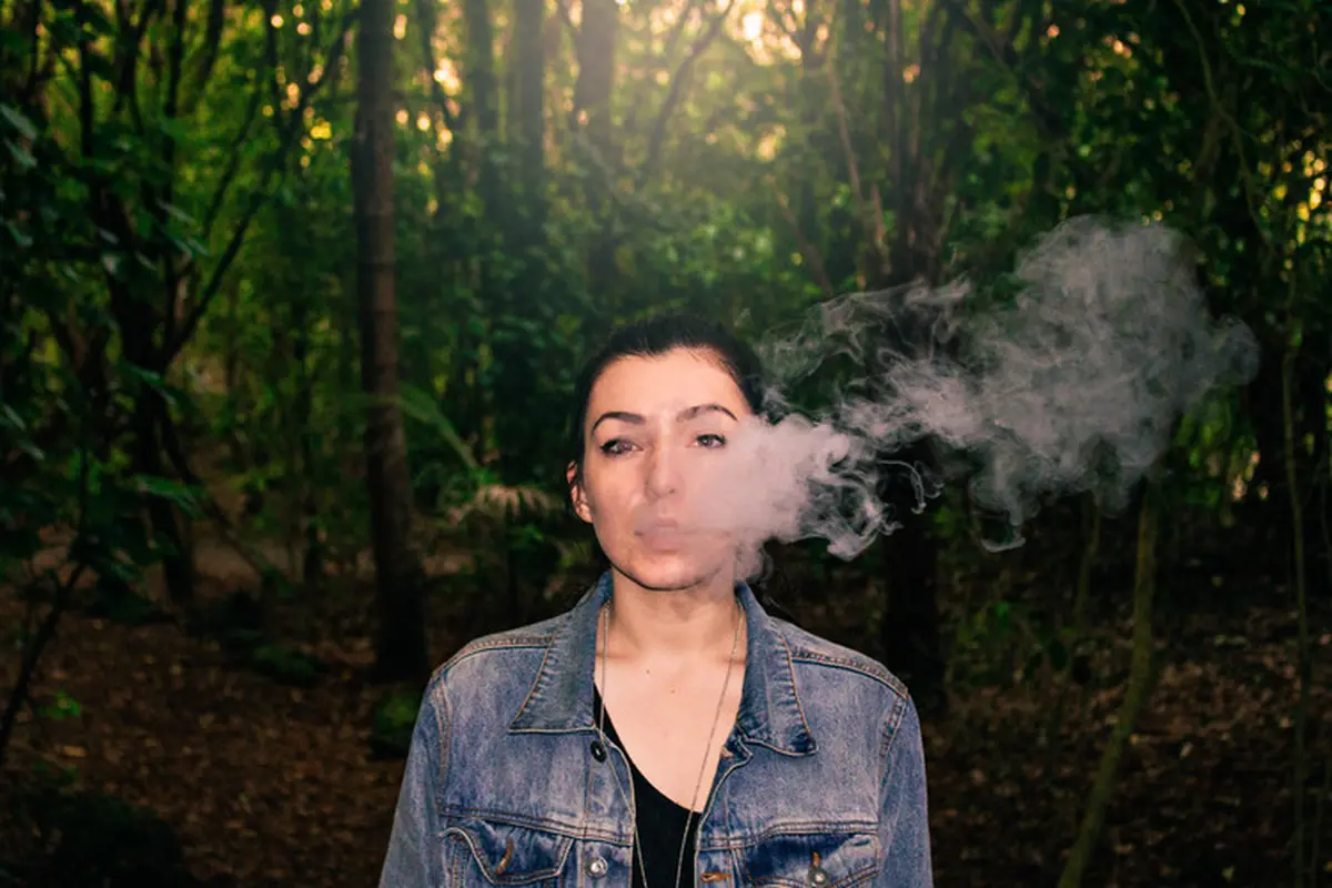 Ilustrasi vaping
