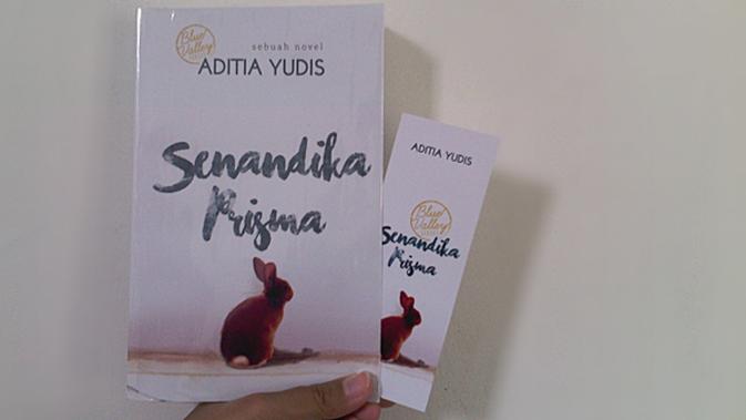 Vemale S Review Novel Senandika Prisma Karya Aditia Yudis Fashion Fimela Com