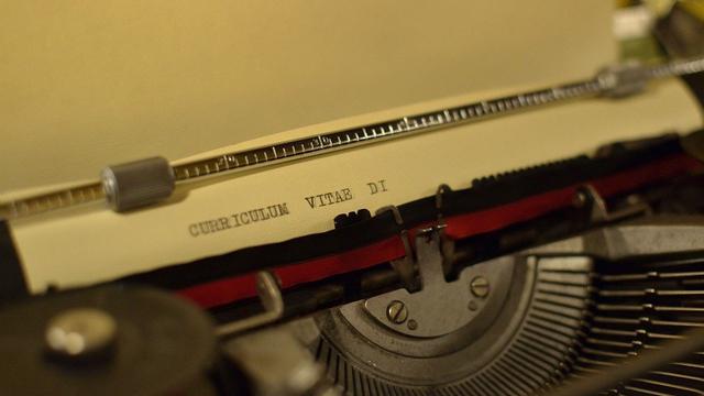 Ilustrasi CV, pengangguran, mencari pekerjaan