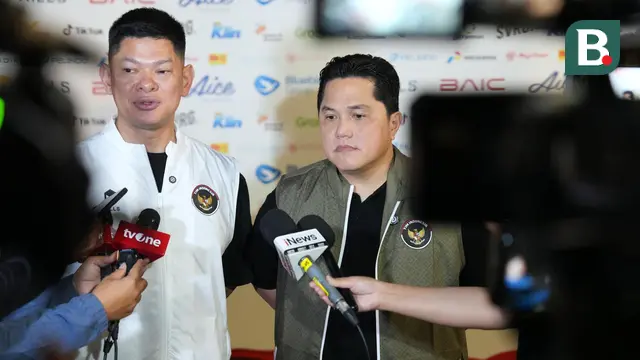 Ketua NOC Indonesia, Raja Sapta Oktohari (kiri), bersama Menteri Pemuda dan Olahraga (Menpora) RI, Erick Thohir