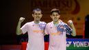 <p>Pebulu tangkis ganada putra Indonesia, Fajar Alfian/Muhammad Rian Ardianto berfoto bersama setelah menang atas pasangan China, Xie Hao Nan/Zeng Wei Han pada laga perempat final Indonesia Masters 2025 yang berlangsung di Istora Senayan, Jakarta, Jumat (24/01/2025). (Bola.com/Bagaskara Lazuardi)</p>