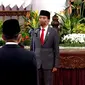 Presiden Jokowi telah melakukan reshuffle kabinet sebanyak tiga kali selama pemerintahannya.
