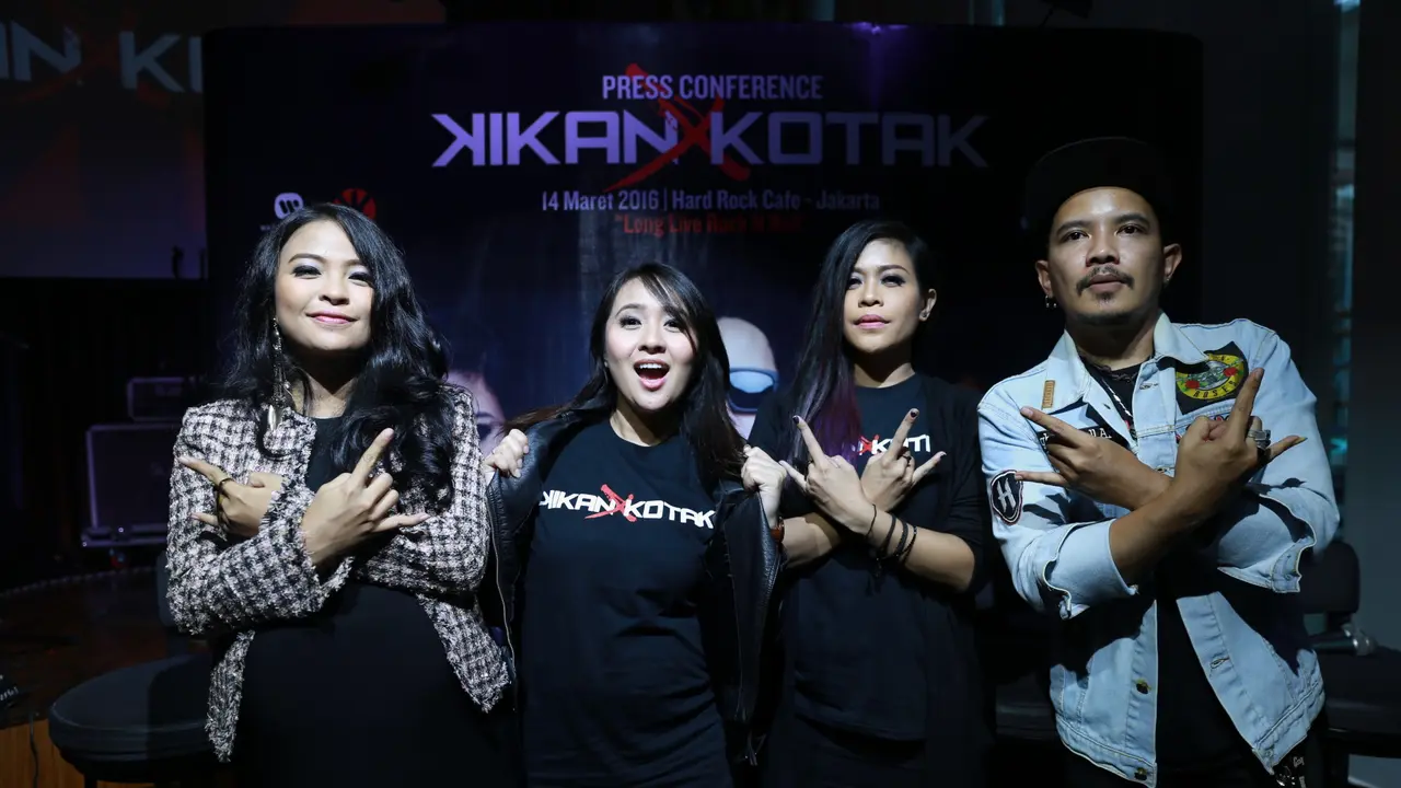 [Bintang] Kotak dan Tantri