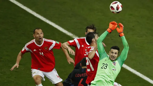 FOTO: 7 Kiper dengan Penyelamatan Terbanyak di Piala Dunia 2018