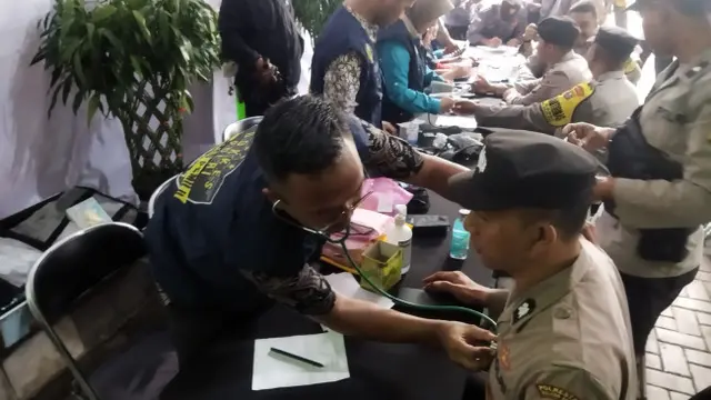 Darah Tinggi dan Diabetes Jadi Momok Kondisi Kesehatan Petugas Pemilu 2024 di Kota Malang