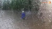 Grogol Banjir, Penumpang Transjakarta Dievakuasi