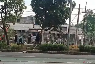 Tawuran antarwarga di Klender. (Antara)