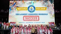 Pemecahan rekor Guinnes World Records dengan melakukan pergeralan angklung terbesar di dunia diikuti oleh 15.110 peserta di Stadion Utama Gelora Bung Karno, Jakarta, Sabtu (5/8/2023). (Foto: Istimewa)