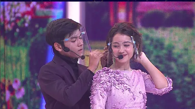 Potret Penampilan Pemain 'Dari Jendela SMP' di SCTV Awards 2020. (Sumber: Instagram/sctv)