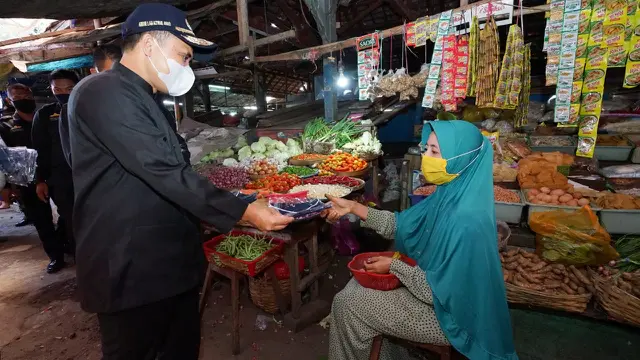 Banyuwangi kini kembali menjadi zona oranye.