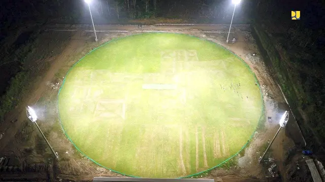 Perkembangan pembangunan arena olahraga untuk mendukung pelaksanaan PON XX di Papua yang telah diundur dari 2020 ke 2021. (Dok Kementerian PUPR)