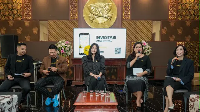 Esther Napitupulu Brand Manager LAKU EMAS, Linda Ayumna,Gold Advisor LAKU EMAS, Luthfi Husein Branch Manager Butik LAKU EMAS