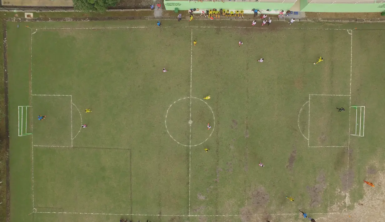 Suasana Stadion VIJ Petojo M.H Thamrin yang terletak di Jakarta, Minggu (17/2). Stadion dengan kapasitas 500 penonton ini merupakan cikal bakal dari kandang Persija Jakarta. (Bola.com/Muhammad Husni)