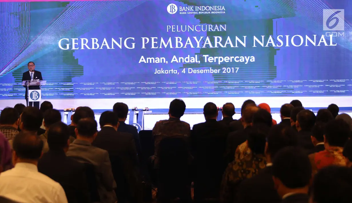 Gubernur BI Agus DW Martowardojo memberi sambutan dalam launching Gerbang Pembayaran Nasional (GPN) di Gedung BI, Jakarta, Senin (4/12). Sistem ini untuk menyatukan berbagai sistem pembayaran milik berbagai bank yang berbeda. (Liputan6.com/Angga Yuniar)