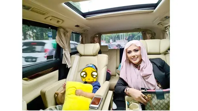 6 Potret Terbaru Rey Utami Setelah Bebas dari Penjara, Ingin Lebih Fokus Urus Anak