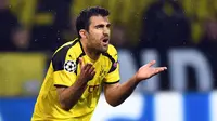 Bek Dortmund, Sokratis Papastathopoulos, saat tampil melawan AS Monaco pada laga Liga Champions di Stadion Signal Iduna Park, Dortmund, Rabu (12/4/2017). (AFP/Federico Gambarini)