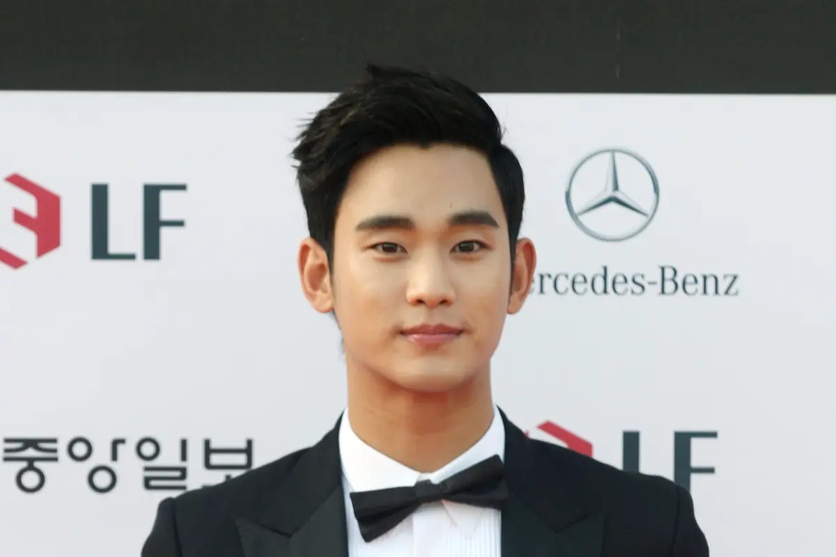 Kim Soo Hyun