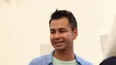 Presenter kondang Raffi Ahmad memang dikenal dengan bisnis yang semakin meluas, mulai dari kuliner hingga fashion. Ayah satu anak ini cukup banyak mendirikan bisnis untuk keluarganya. (Andy Masela/Bintang.com)