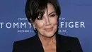 Kris Jenner sendiri merasa bahwa ia miliki masa-masa tersulit secara finansial untuknya usai perceraian. (HelloGiggles)