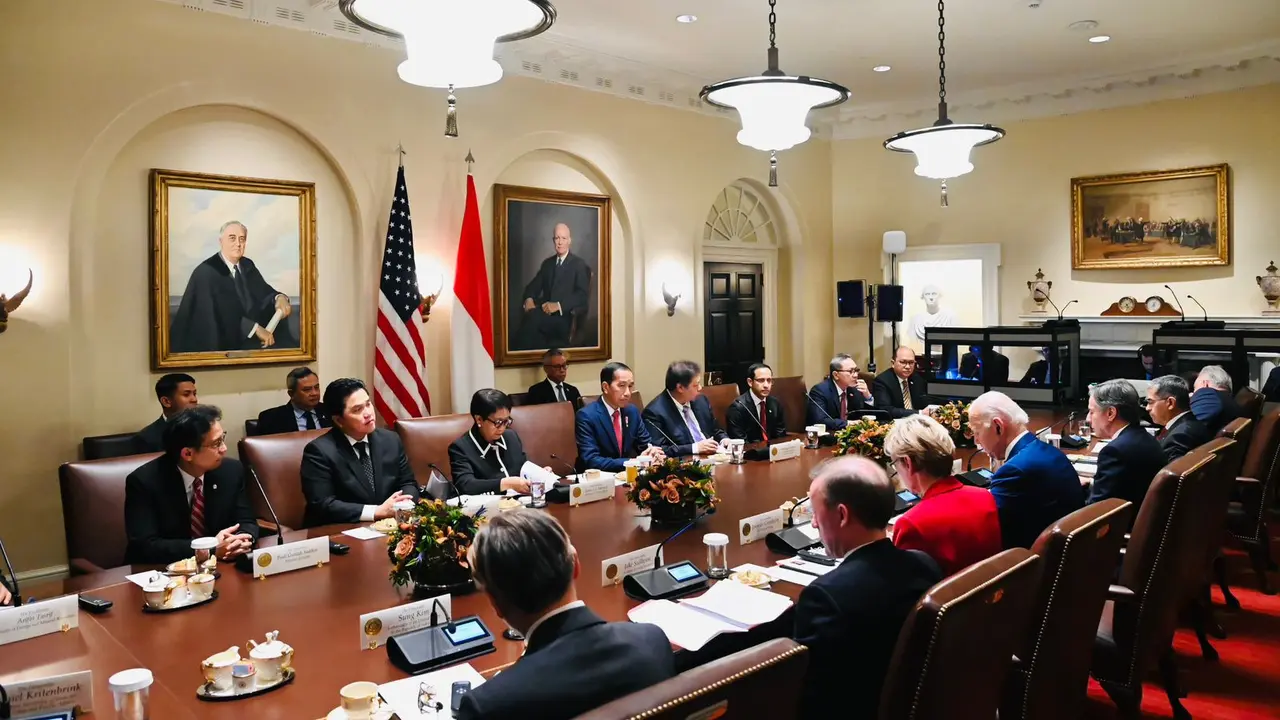 Menteri Perdagangan RI Zukifli Hasan mendampingi Presiden RI Joko Widodo pada pertemuan bilateral dengan Presiden Amerika Serikat (AS) Joe Biden