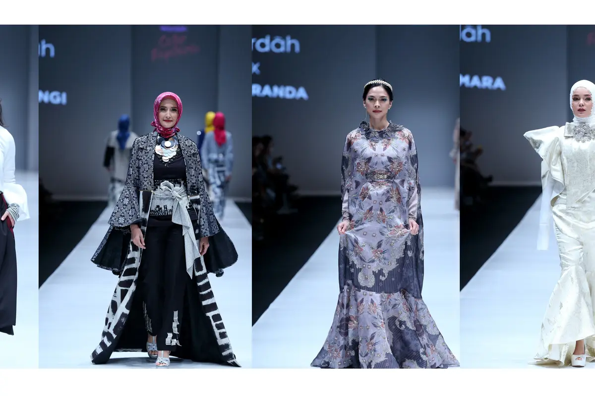 Busana penuh warna dari empat desainer tanah air di panggung JFW 2018