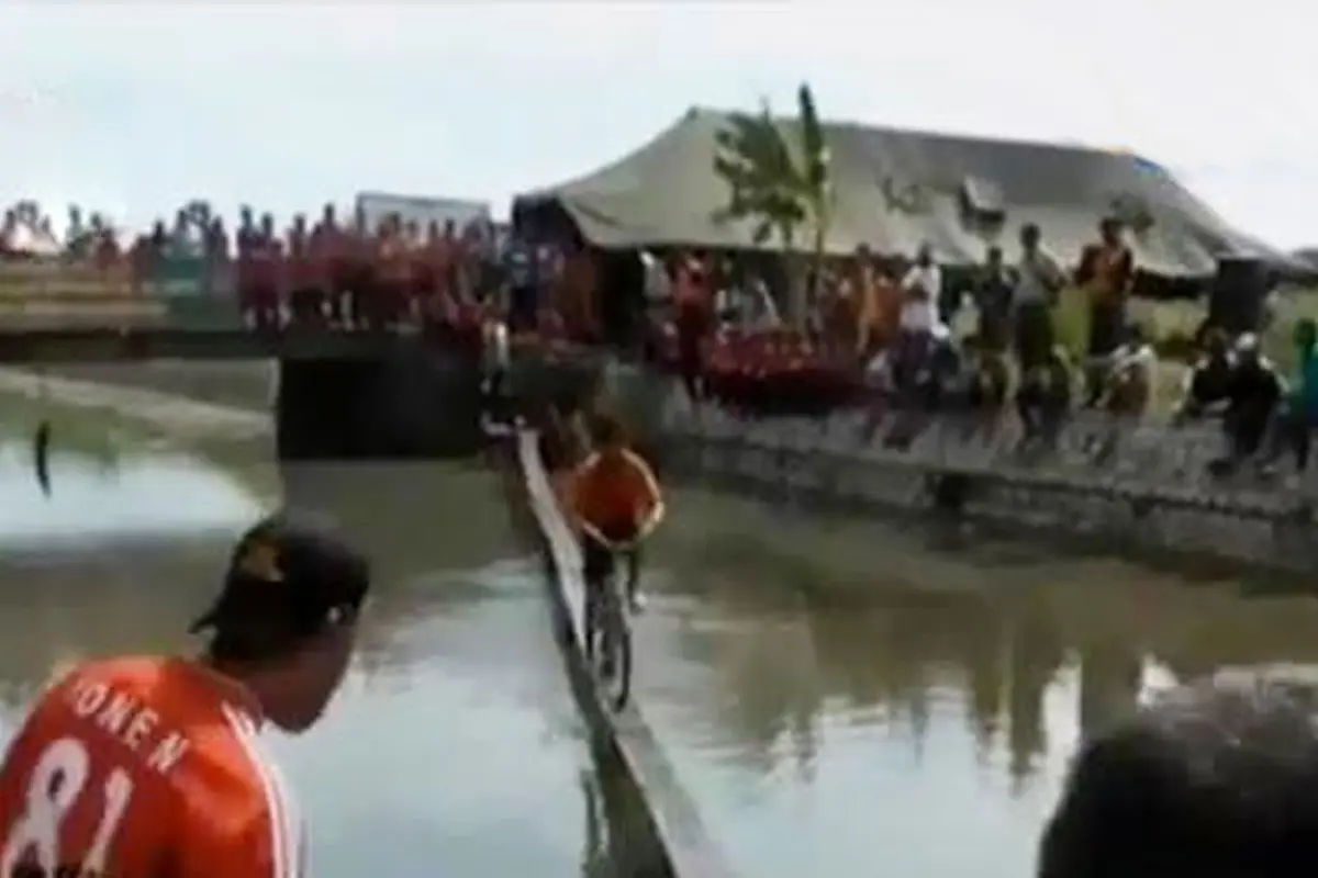 20150817-Lomba-Sepeda-Madura