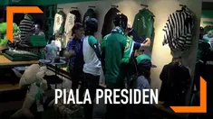 Tiket laga final Piala Presiden sudah habis terjual. Panitia menyiakpak 50 ribu tiket untuk penonton, dan seluruhnya telah ludes.
