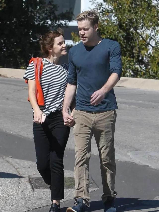 [Bintang] Emma Watson - Chord Overstreet