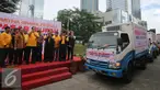 Perwakilan dari Artha Graha Peduli Ronny Bratawidjaya saat membuka Pasar Murah Ramadan 2016 di kawasan SCBD, Jakarta, Selasa (31/5). Pasar Murah Ramadan 2016 akan berada Sekitar 2.000 titik di Indonesia. (Liputan6.com/Gempur M Surya)