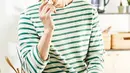 (Instagram/songjoongkionly)Seperti yang dilansir dari Inqusitr, Rabu (30/8/2017), Song Joong Ki yang diwawancara saat itu memuji sang kekasih dengan penuh semanggat. Menurutnya, kecantikan Song Hye Kyo berhasil membuatnya bodoh. 