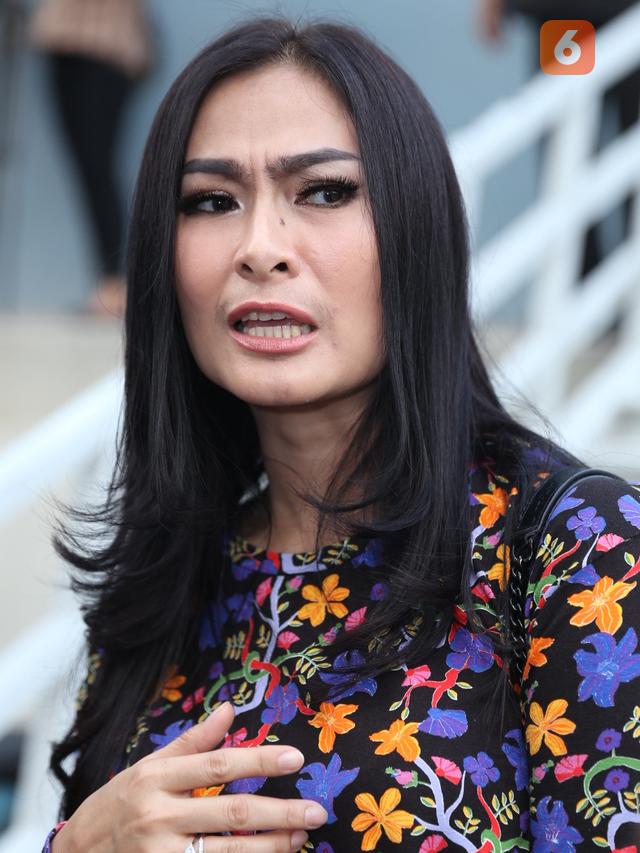 [Bintang] Iis Dahlia