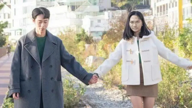 7 Foto Editan Muka Keanu GL dari Netizen Ini Kocak Banget