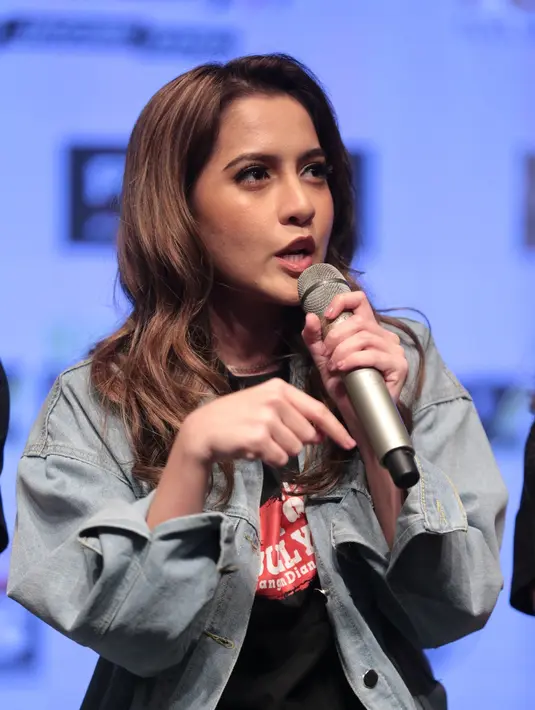 "Film horor hanya mainin ekspresi, baground suara jadi lebih gampang. Jadi itu sih alasan aku knapa mau ambil film horor," tambah Wendy Wilson. (Adrian Putra/Bintang.com)