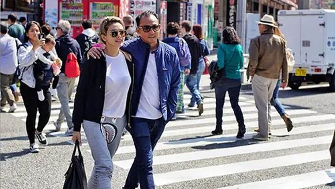 [Bintang] Nikita Mirzani dan Dipo Latief