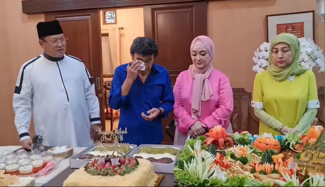 Ultah Rhoma Irama ke-75 (Instagram/rhoma_official)